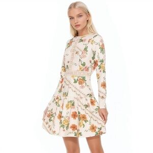 NWT Alexia Admor Gorgeous Floral, Lacey Dress Size 10